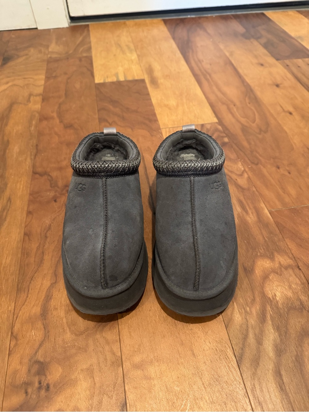 UGG Tazz II